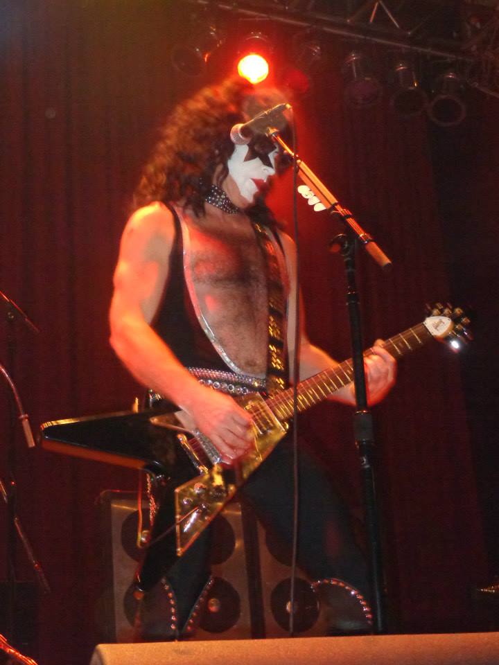 Rob playing at House of Blues with KISS Army April/14