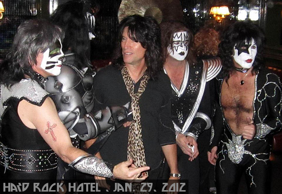 LVPK with Tommy Thayer of KISS who said I want to get my pic with You Guys, GREAT JOB!