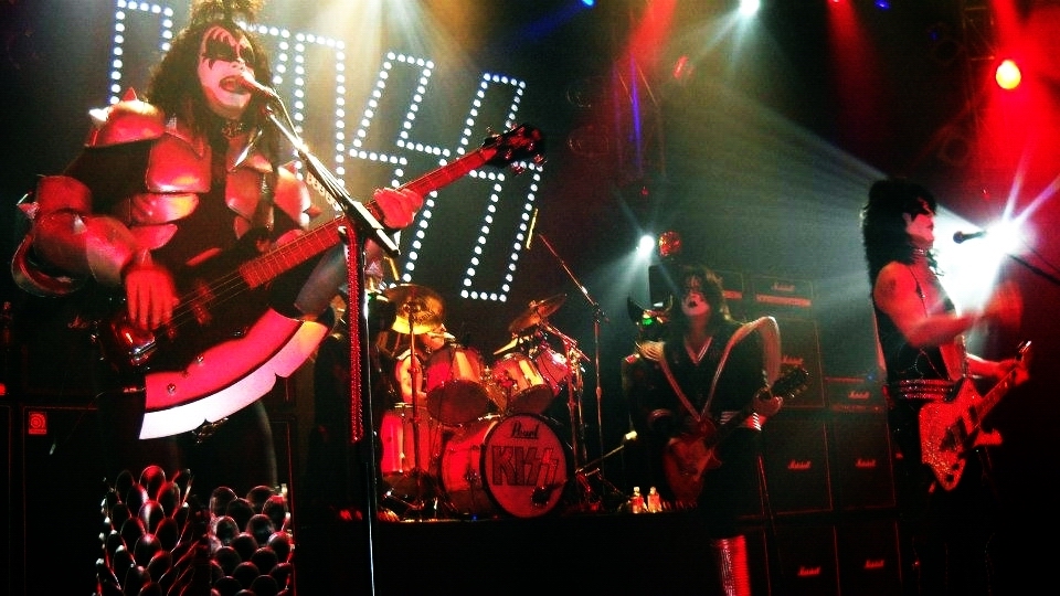 Las Vegas Platinum KISS with Rob Valentine, Rocco Fonzarelli, Peter Shire, and Ace Diamond